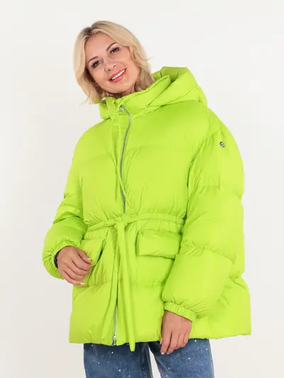 Пуховик стеганый на натуральном пуху со съемным капюшоном